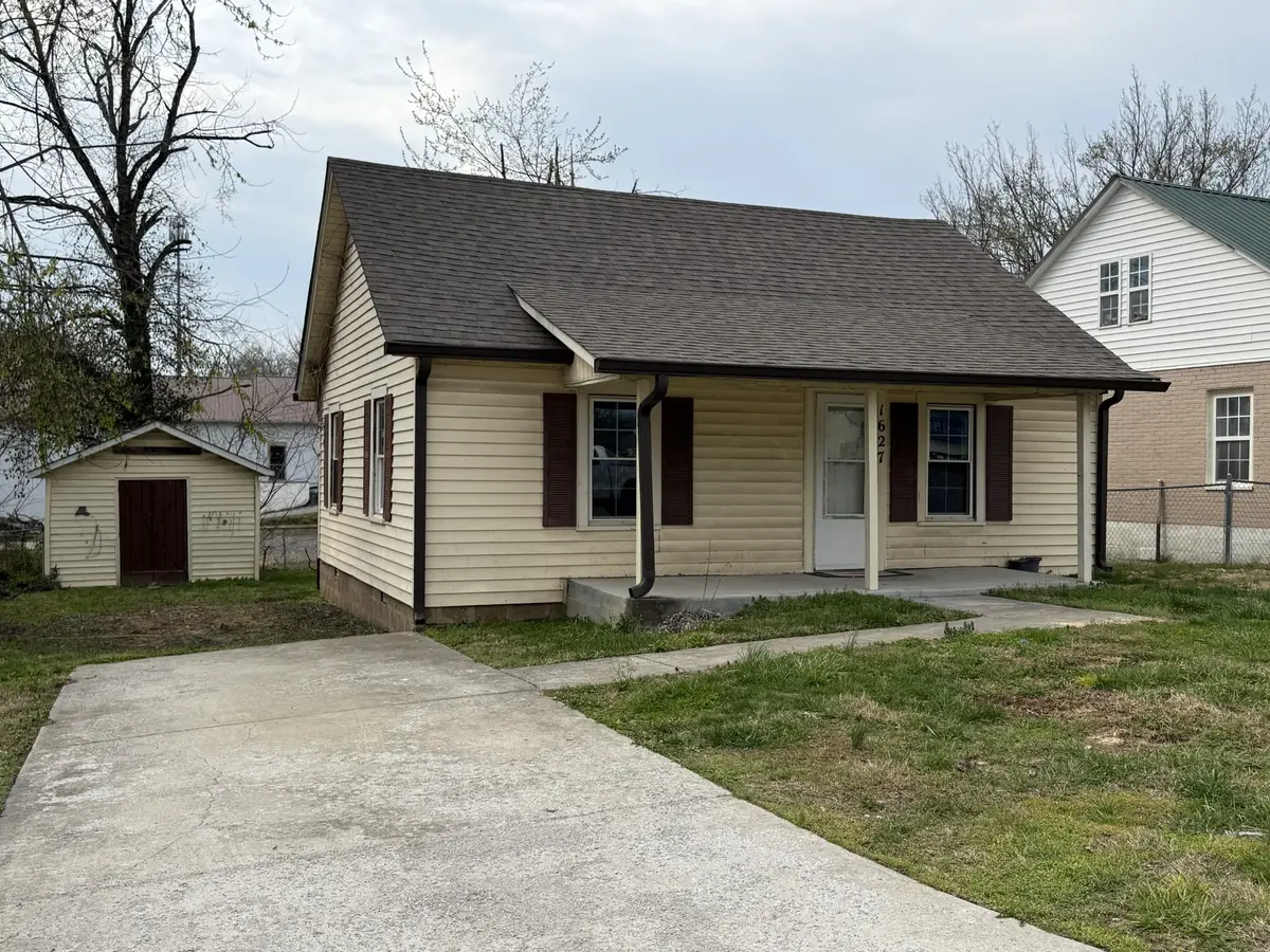 1627 Old Highway 31 E, Westmoreland, TN 37186 - #1