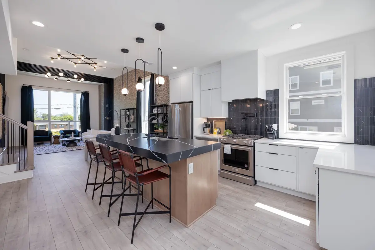 1007 Summit Ave, Nashville, TN 37203 - #1