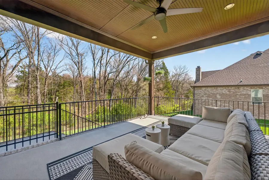 1034 Brighton Ln, Gallatin, TN 37066 - #2