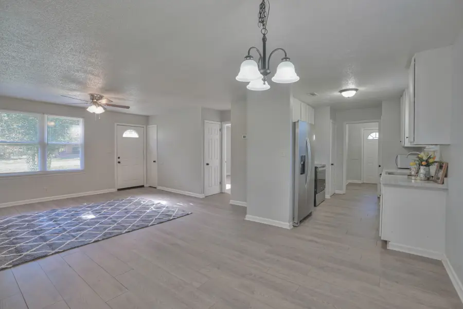 603 Spruce Dr, Clarksville, TN 37042 - #3