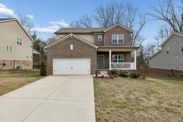 4315 Socata Ct, Cross Plains, TN 37049
