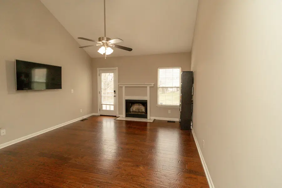 524 Barney Ln, Clarksville, TN 37042 - #3