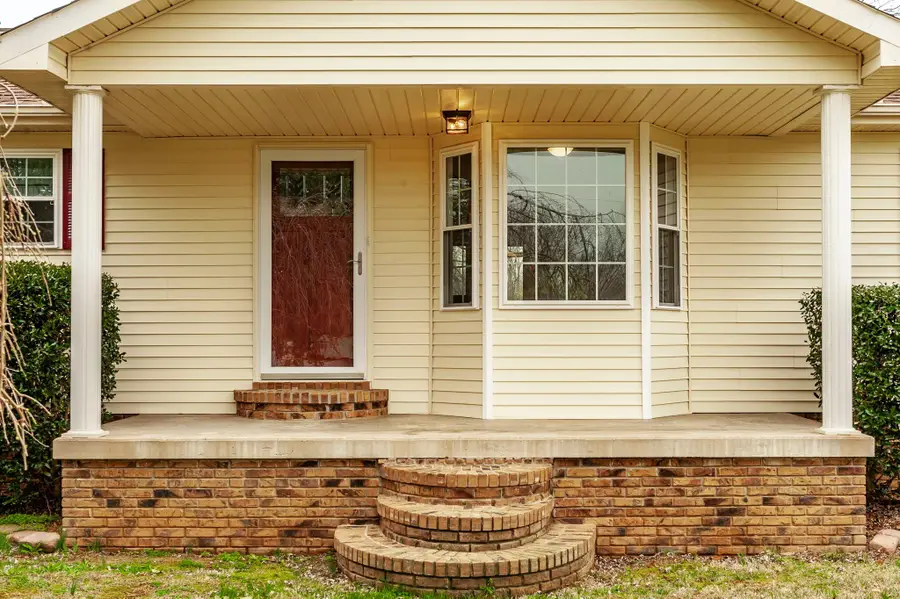 410 Frog Pond Cemetery Rd, Lafayette, TN 37083 - #2