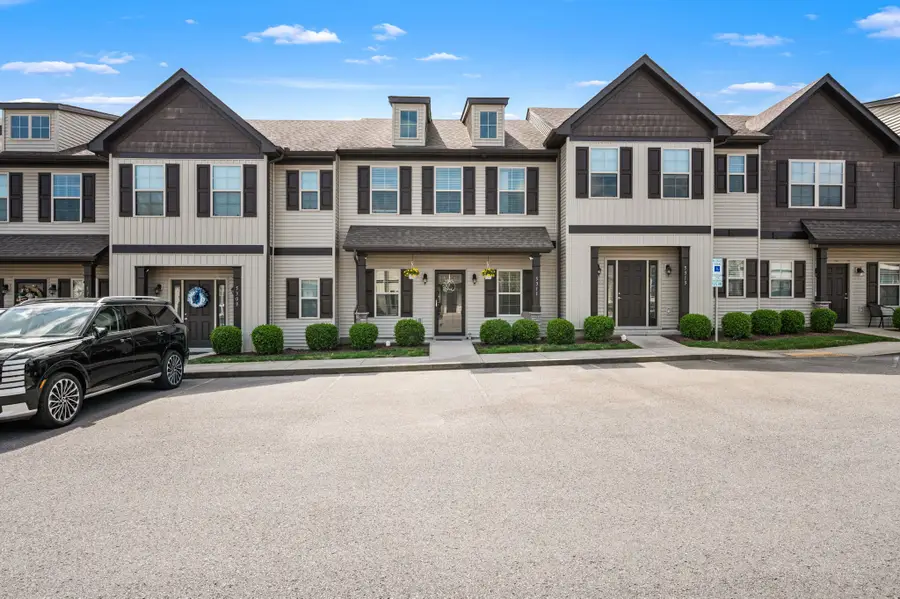 5311 Tony Lama Ln, Murfreesboro, TN 37128 - #2