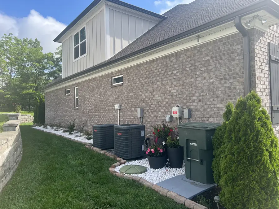 602 Lake Reserve Cv, Hermitage, TN 37076 - #3