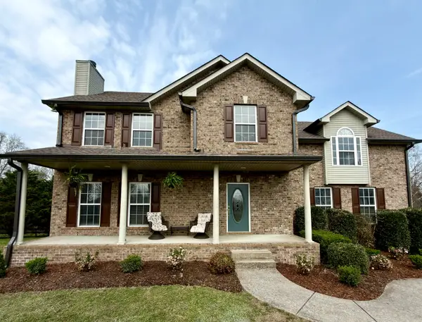 1229 Old East Side Rd, Burns, TN 37029