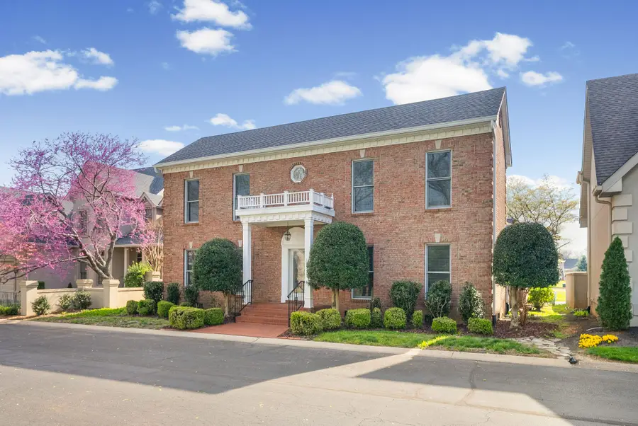 358 Peartree Dr, Clarksville, TN 37043 - #2