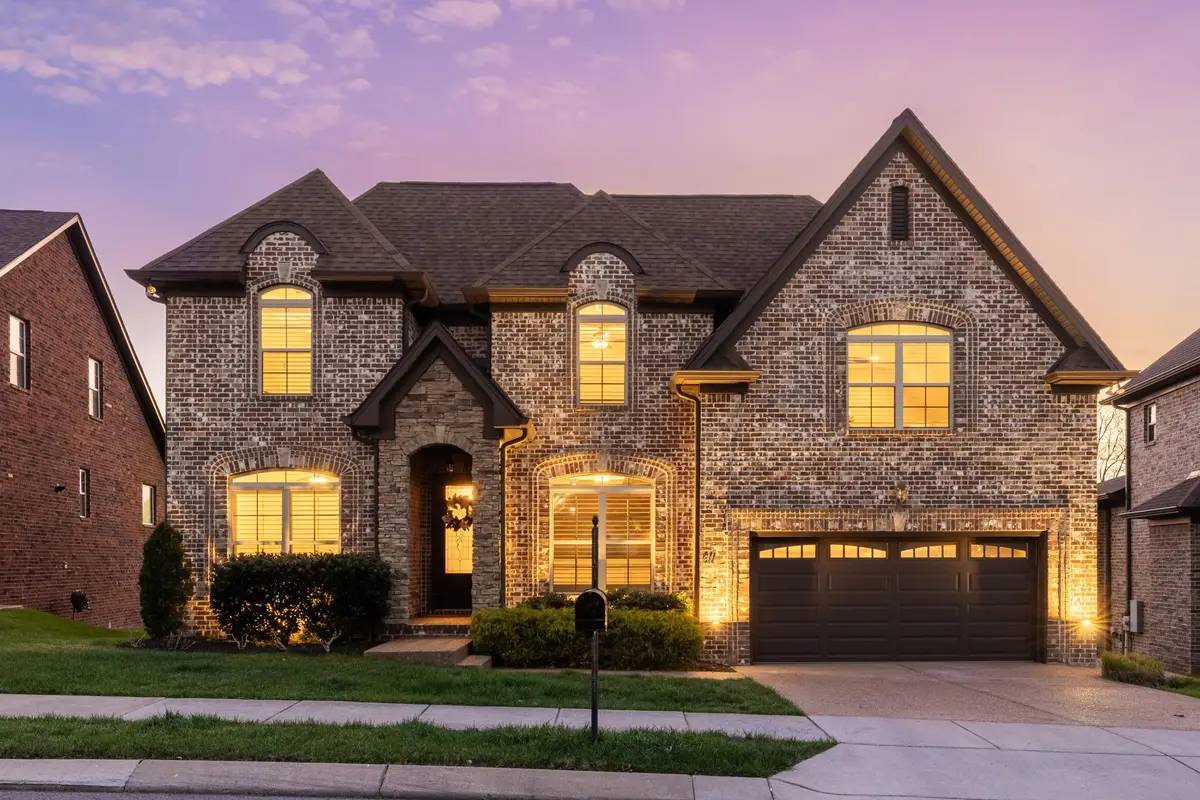 611 Southshore Pt, Mount Juliet, TN 37122 - #1