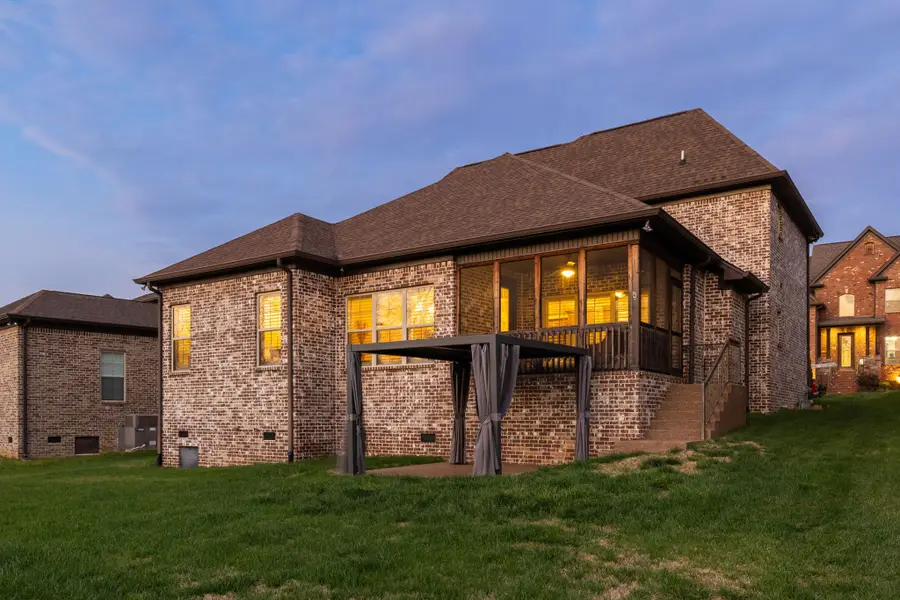 611 Southshore Pt, Mount Juliet, TN 37122 - #3