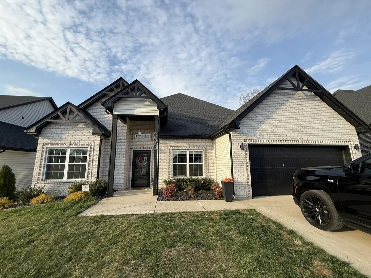 328 Kildeer Dr, Clarksville, TN 37040 - #1