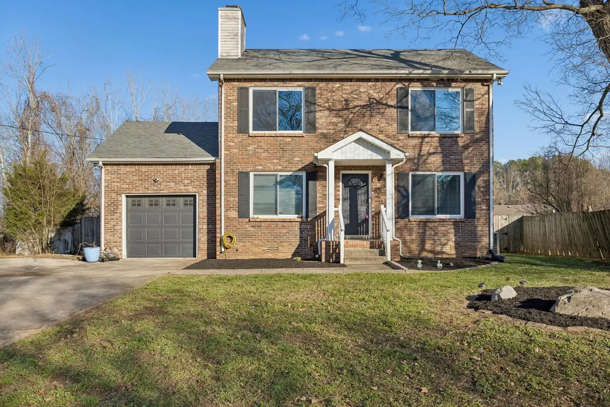 342 Brook Mead Dr, Clarksville, TN 37042 - #1