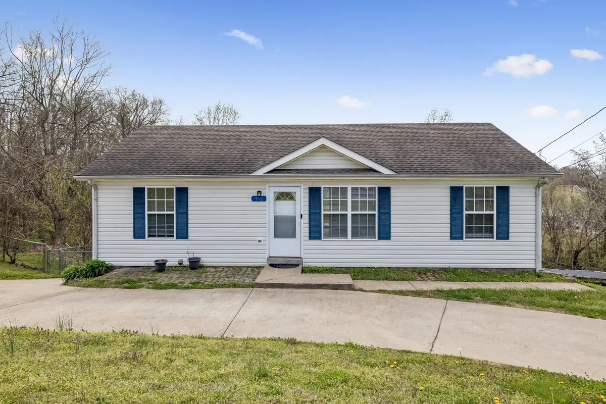 952 Granny White Rd, Clarksville, TN 37040 - #1