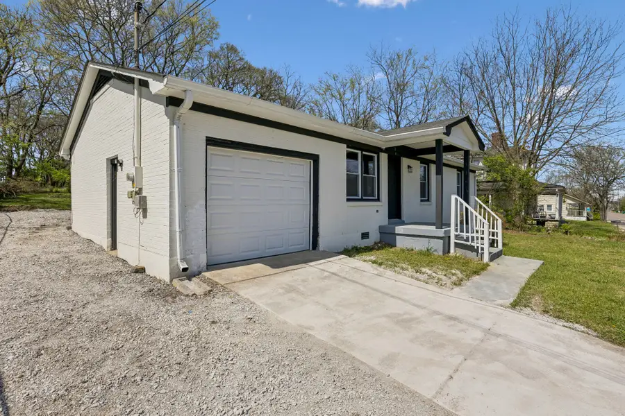 594 5th Ave N, Lewisburg, TN 37091 - #2