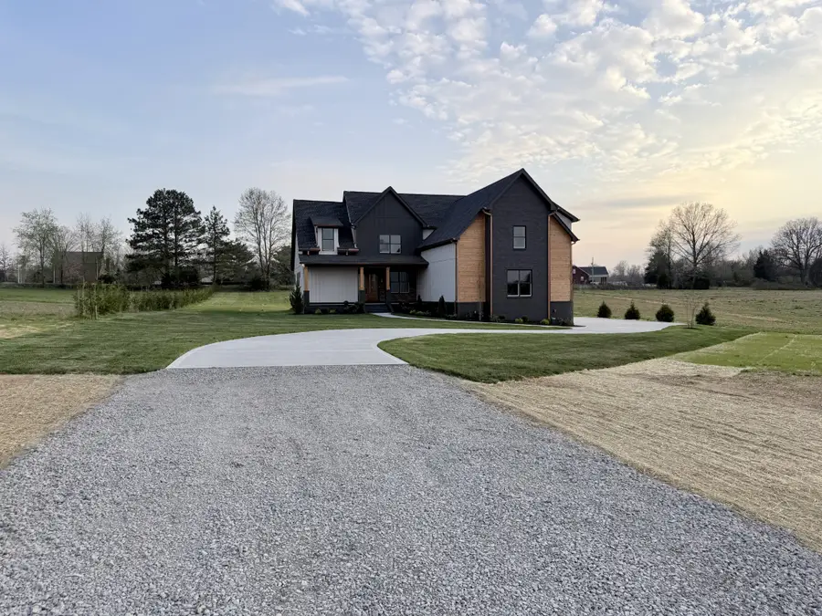 6447 Hopewell Rd, Springfield, TN 37172 - #3