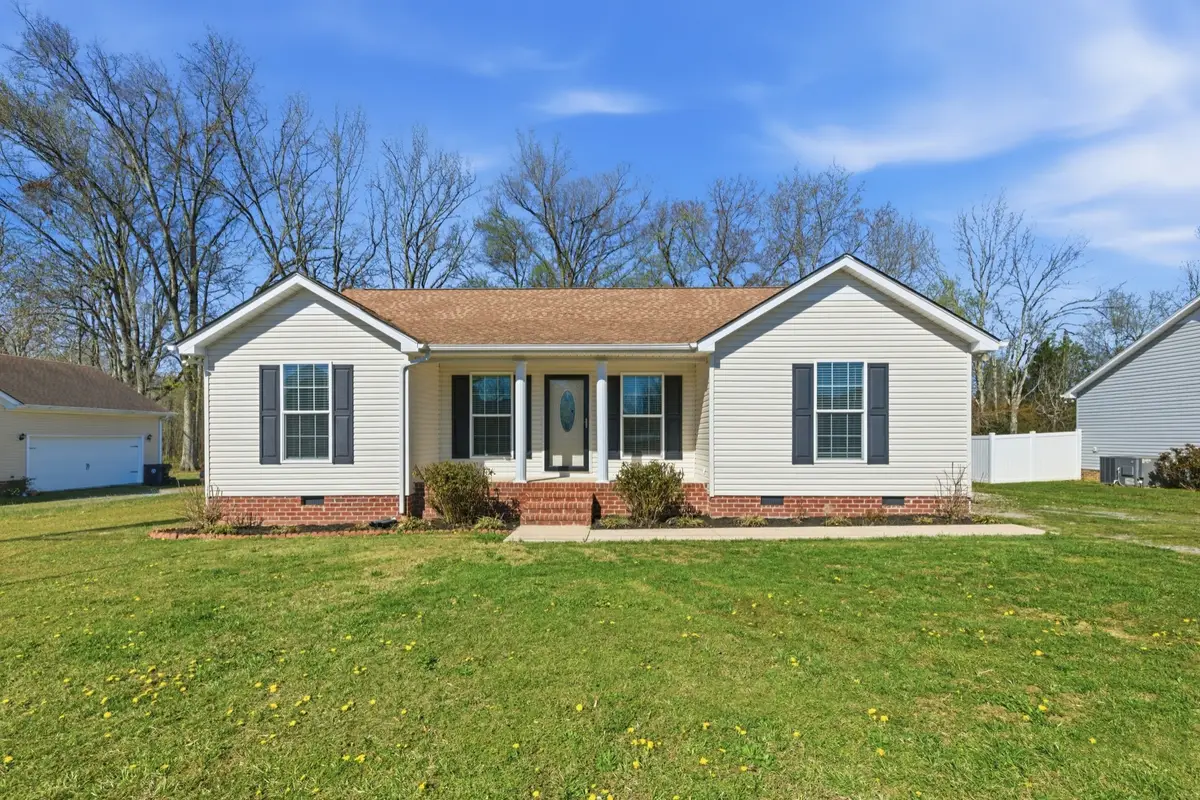 217 Spring Breeze Dr, Smithville, TN 37166 - #1