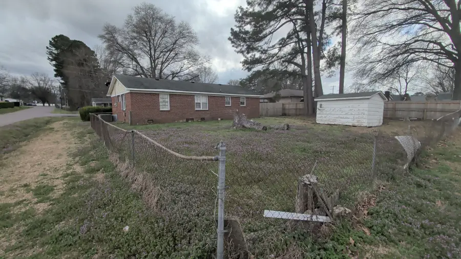 552 Circle Dr, Halls, TN 38040 - #3