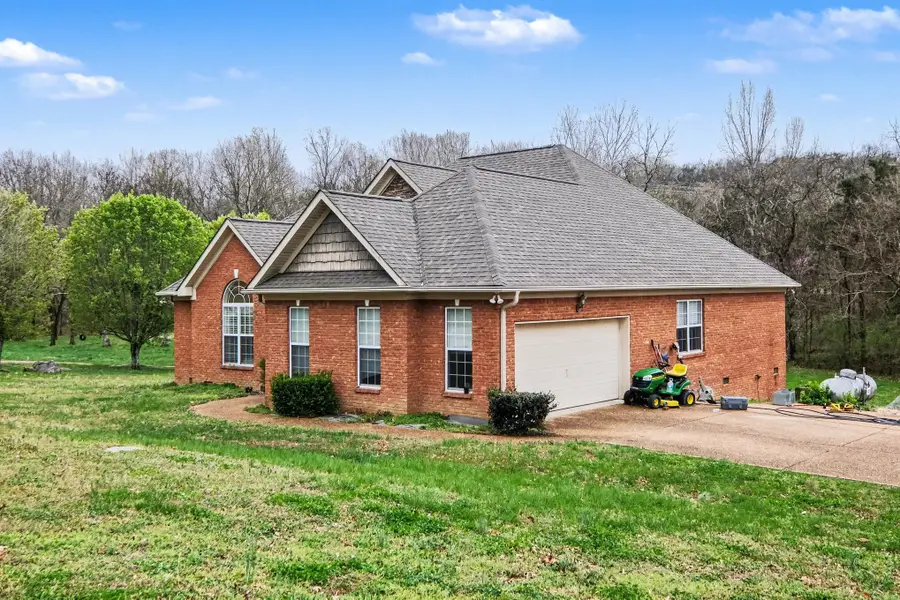 1677 Center Star Rd, Columbia, TN 38401 - #3