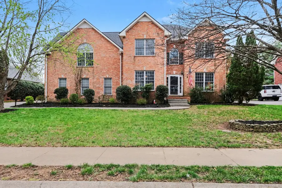 112 Crooked Creek Ln, Hendersonville, TN 37075 - #2