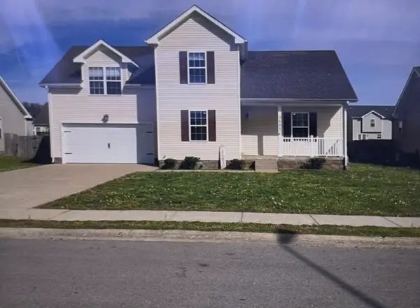 3685 S Naples Ct, Clarksville, TN 37040