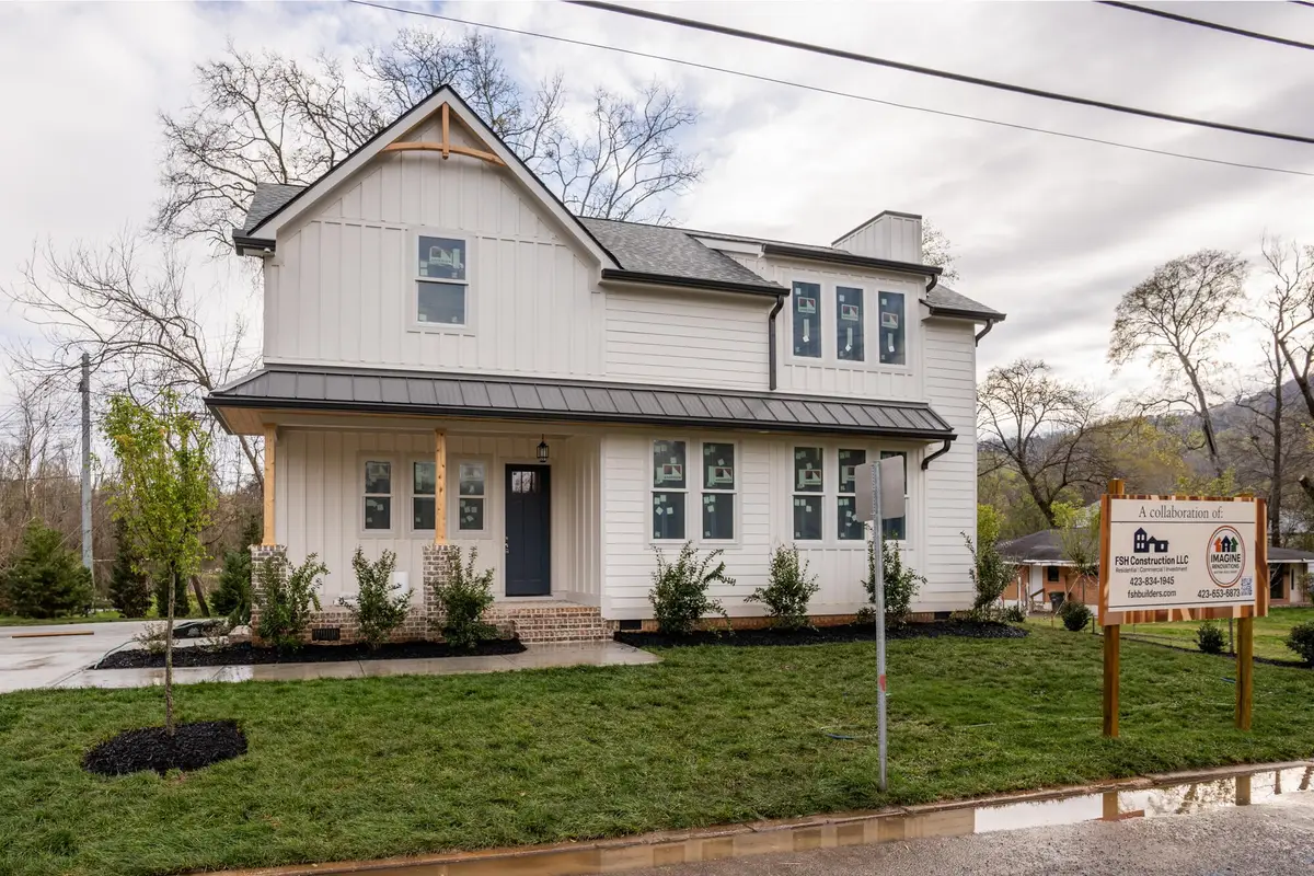 1402 W 55th Street, Chattanooga, TN 37409 - #1