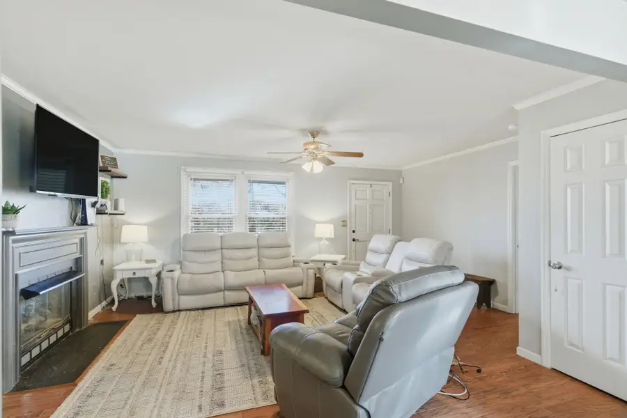 4004 S Breckenridge Ct, Springfield, TN 37172 - #3