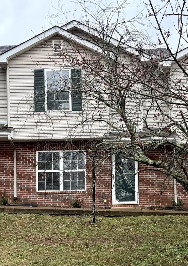 110 Waterview Dr, Hendersonville, TN 37075