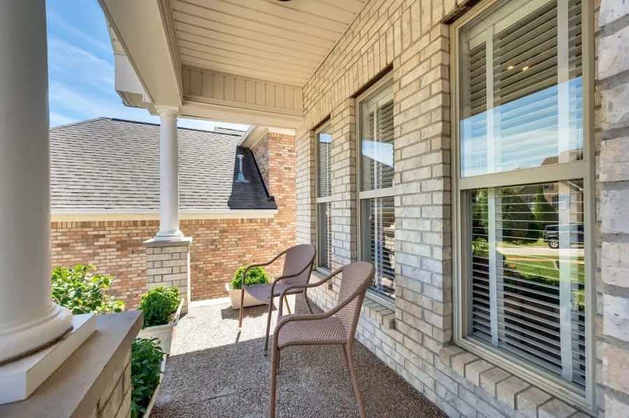 521 Summit Oaks Ct, Nashville, TN 37221 - #3