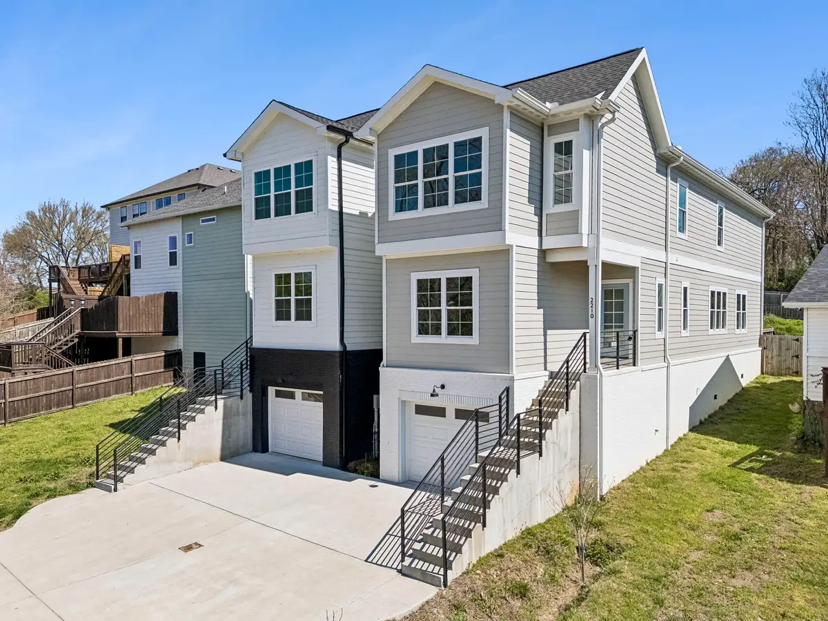 2210 18th Ave N, Nashville, TN 37208 - #1