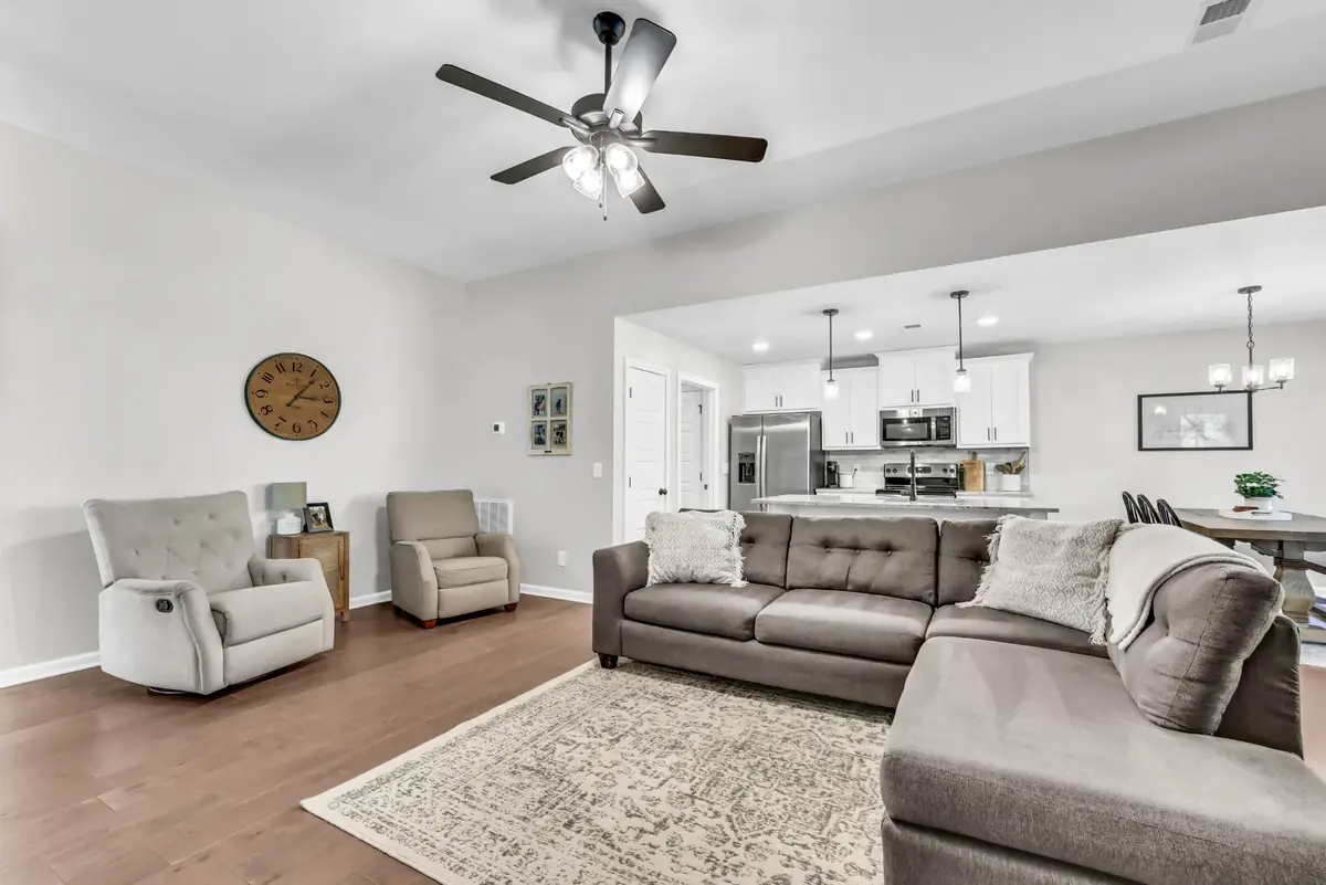 1445 Fredrick Dr, Clarksville, TN 37042 - #1