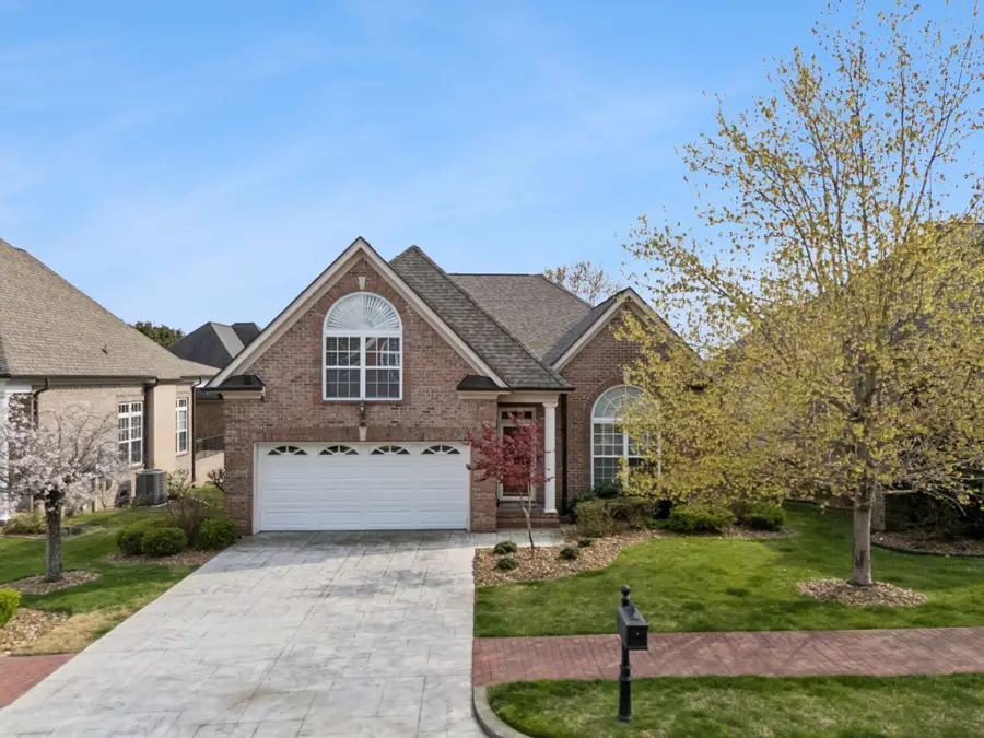 1075 Isaac Franklin Dr, Gallatin, TN 37066 - #3