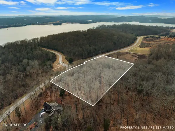 1600 New Hope Rd, Rockwood, TN 37854