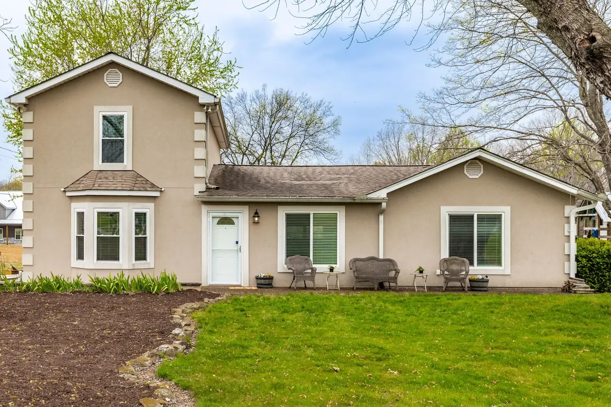 2544 S Mount Pleasant Rd, Greenbrier, TN 37073 - #1