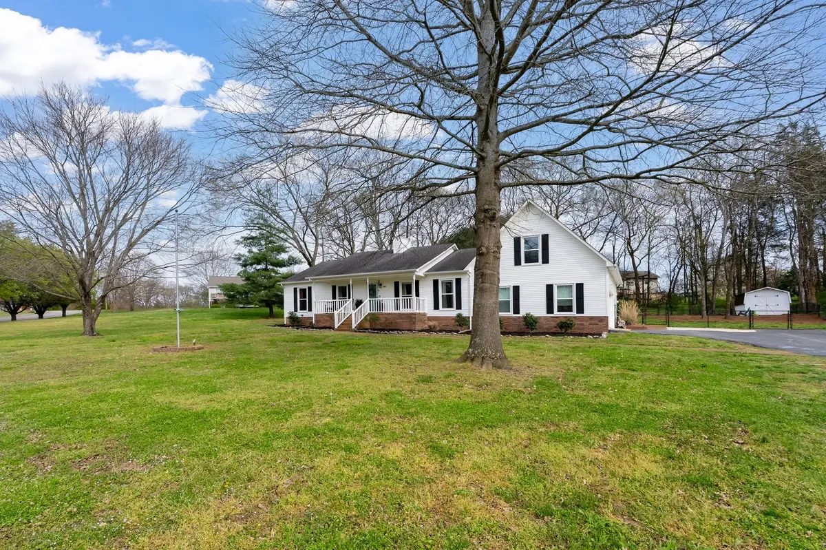 405 White Oak Trl, Spring Hill, TN 37174 - #1