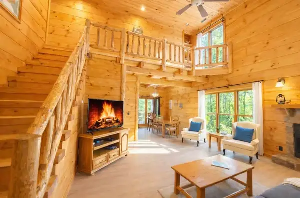 298 Eagle Lake Rd, Coalmont, TN 37313