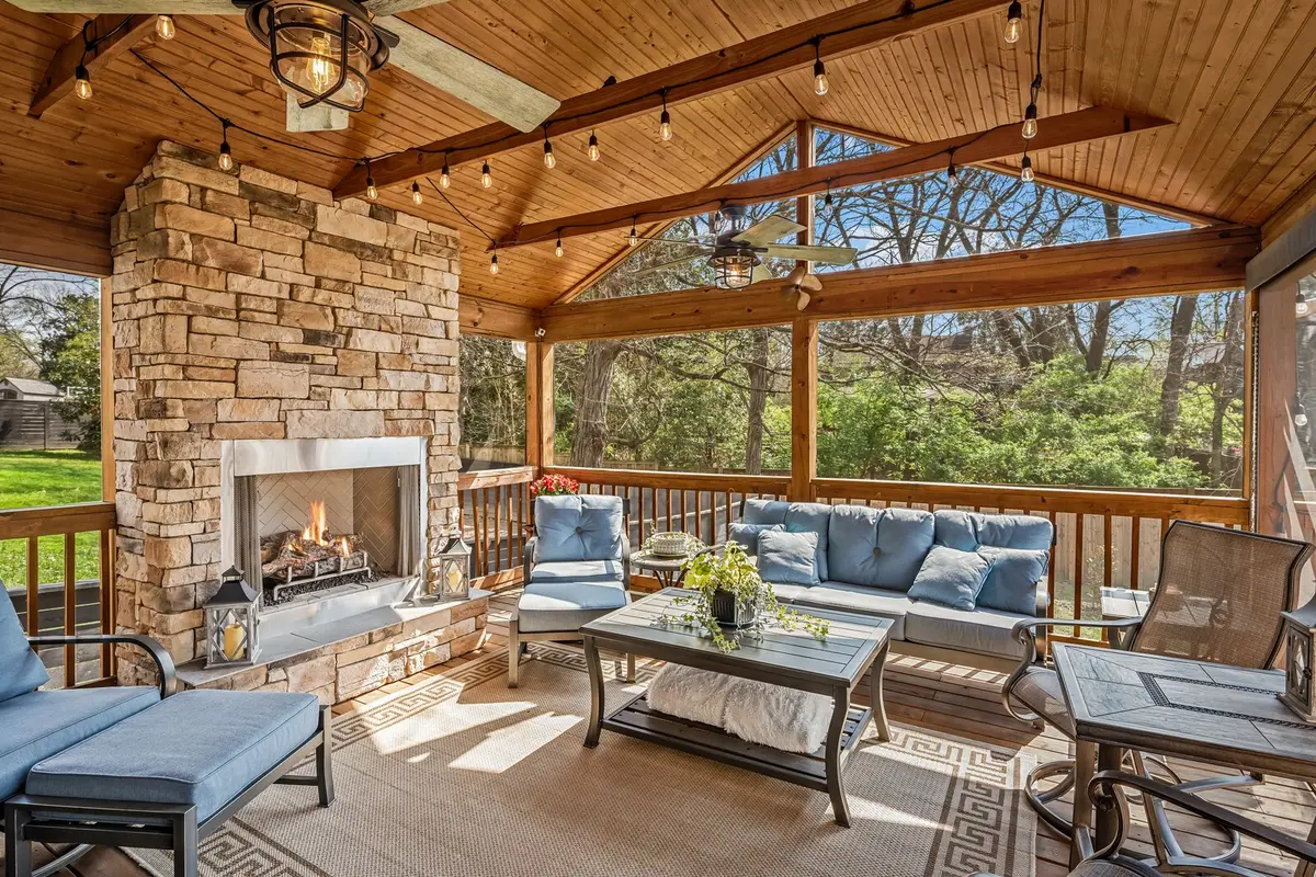 1133 Woodvale Dr, Nashville, TN 37204 - #1