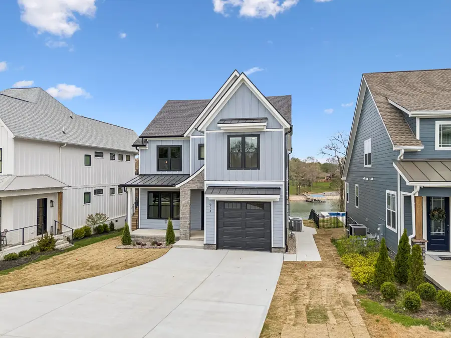 914 N Jefferson St, Winchester, TN 37398 - #2