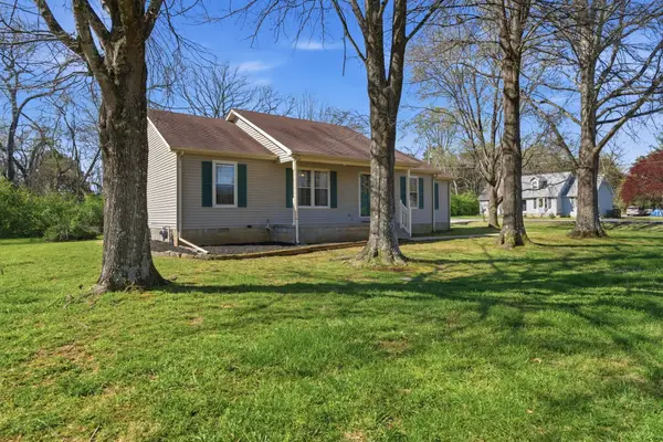 5341 Sallee Dr, Murfreesboro, TN 37129