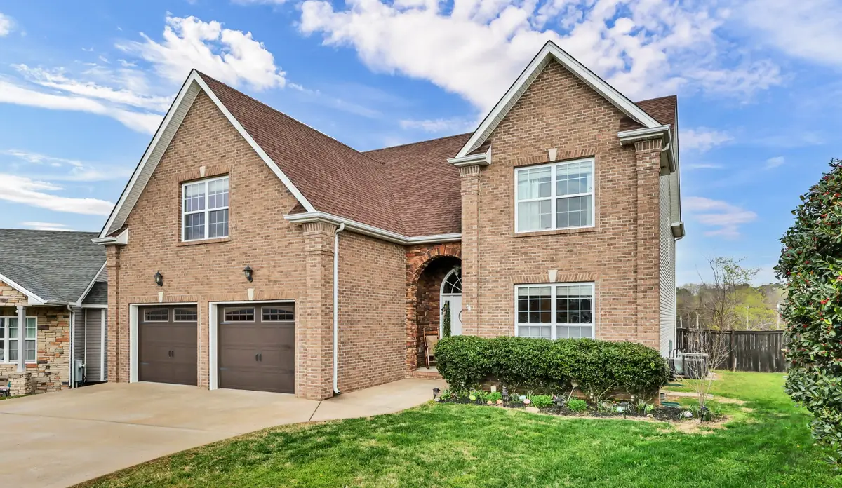 820 Carousel Ct, Clarksville, TN 37043 - #1