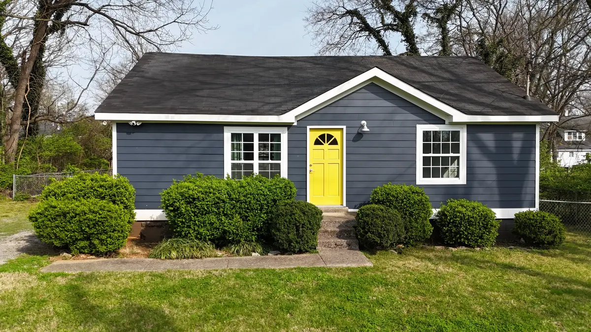 718 N Walnut St, Murfreesboro, TN 37130 - #1