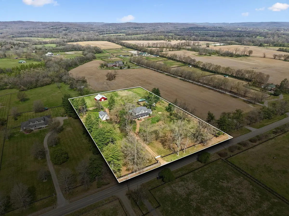 1572 Old Hillsboro Rd, Franklin, TN 37069 - #1