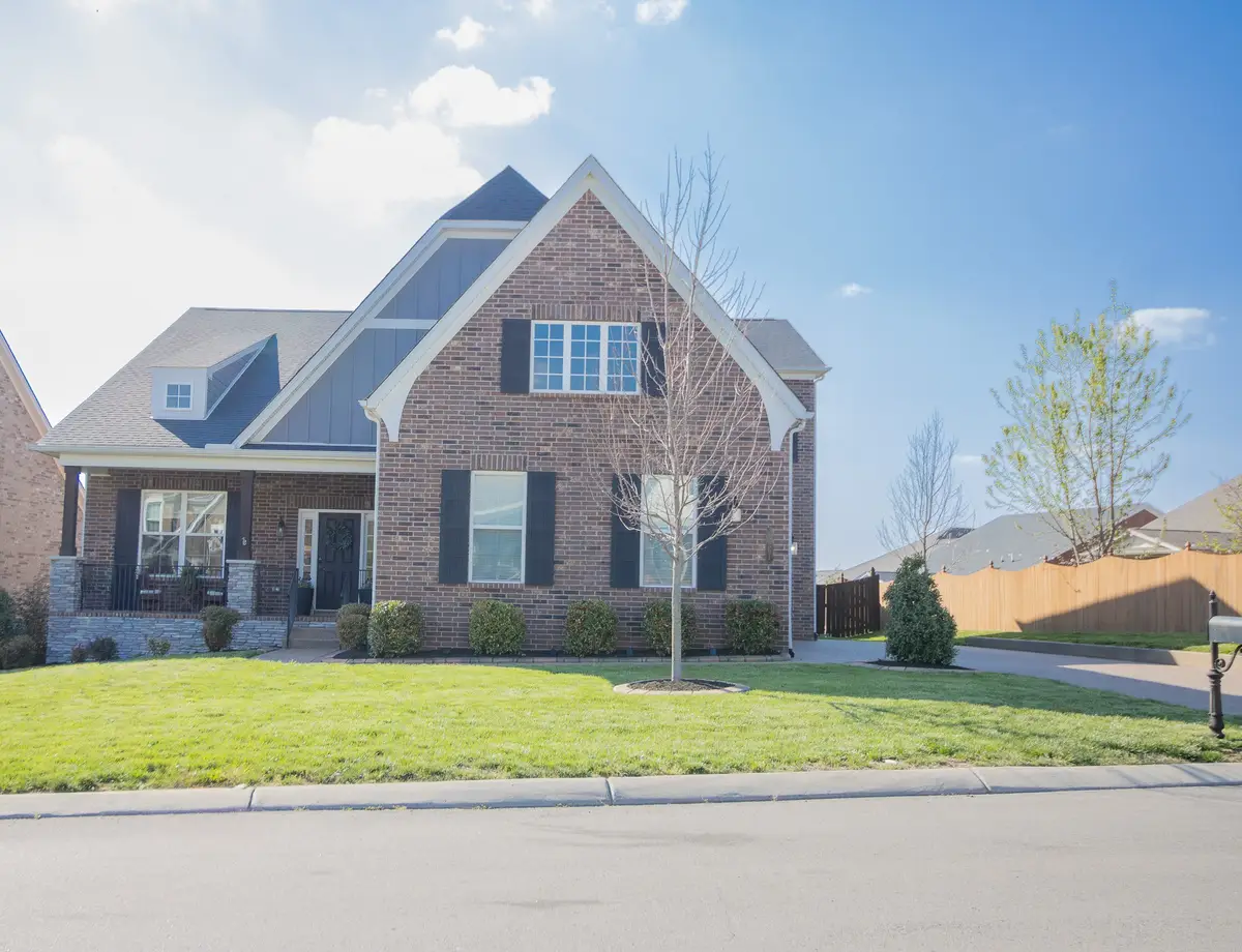 3061 Oxford Dr, Mount Juliet, TN 37122 - #1