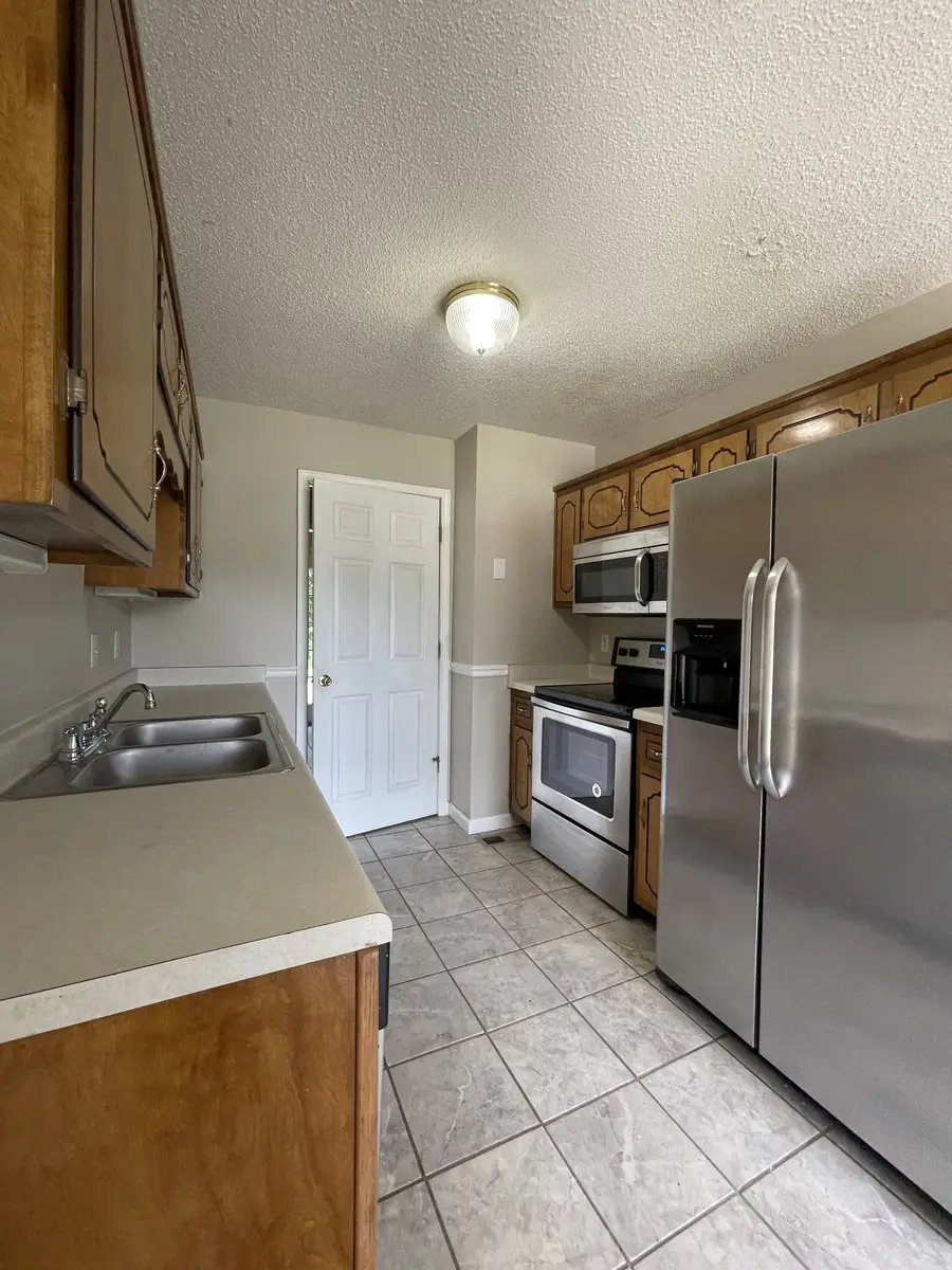 154 Shady Maple Dr, Clarksville, TN 37043 - #3