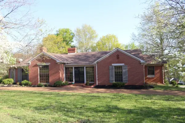 1037 Rolling Fields Cir, Columbia, TN 38401