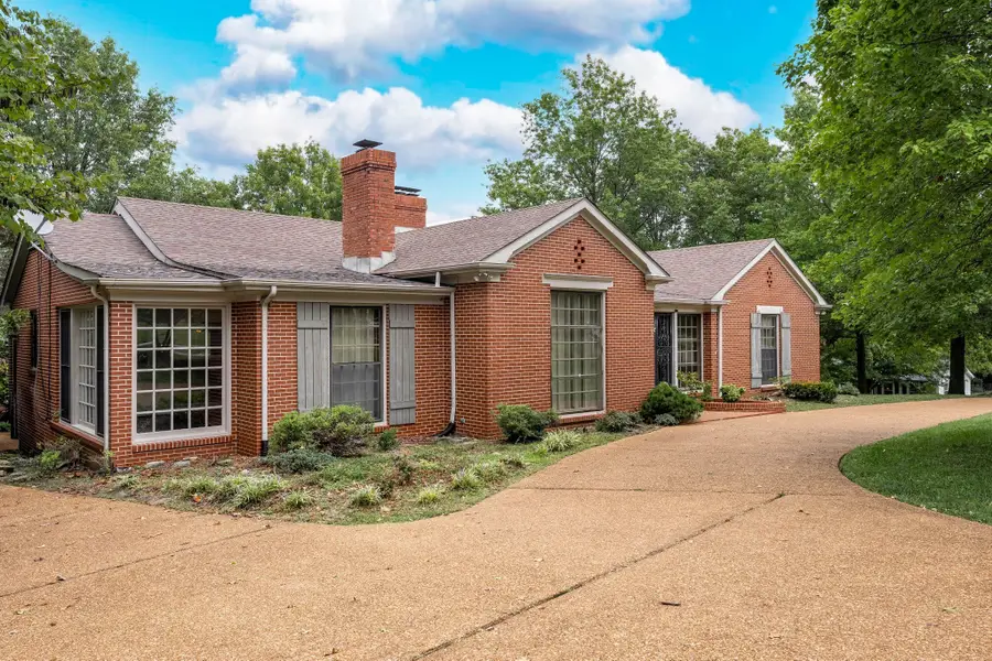 1037 Rolling Fields Cir, Columbia, TN 38401 - #2