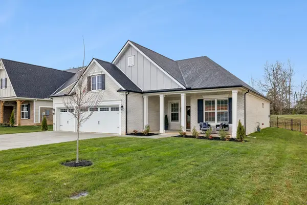 837 Odell Dr, White House, TN 37188