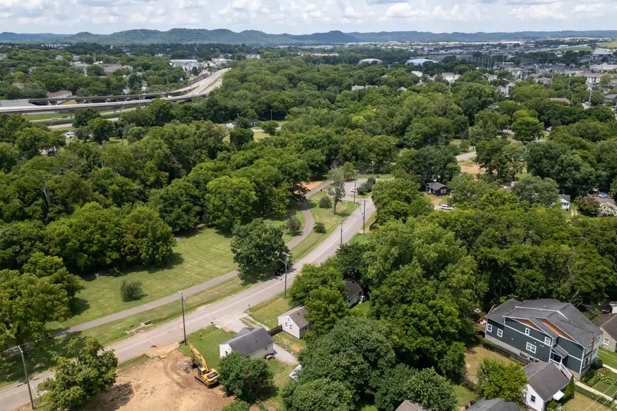 712 Delray Dr, Nashville, TN 37209 - #2