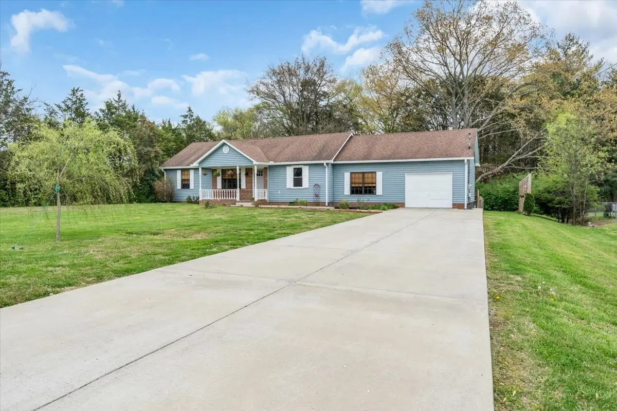 433 Glenwood Ave, Smyrna, TN 37167 - #1