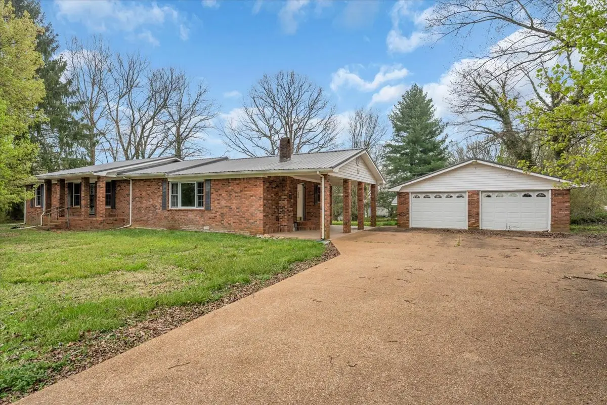 588 Sweeton Hill Rd, Coalmont, TN 37313 - #1