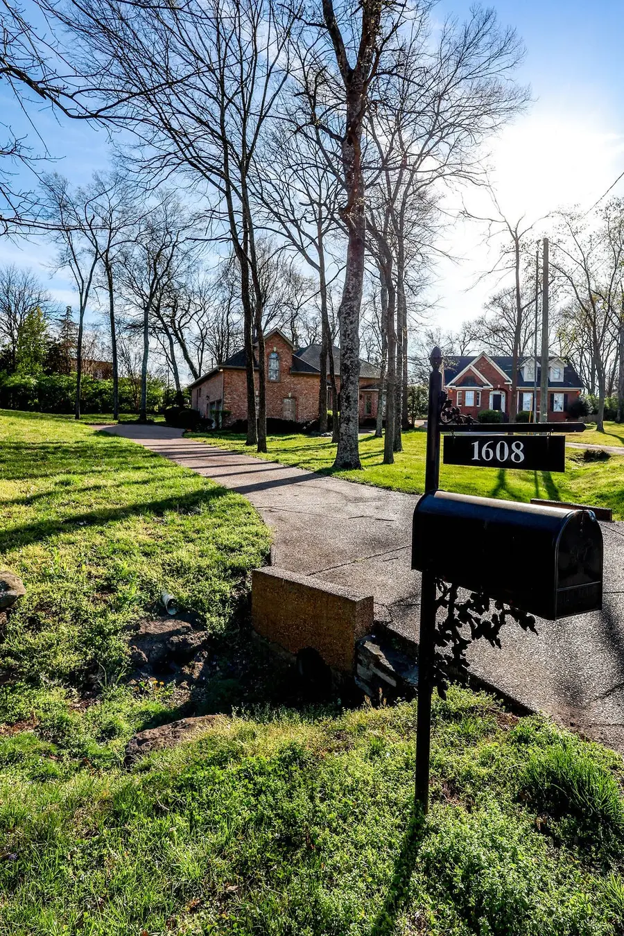 1608 Observatory Ct, Nashville, TN 37215 - #3