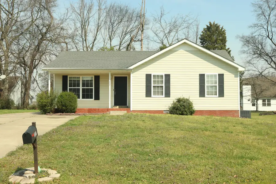337 Erie Dr, Clarksville, TN 37040 - #2